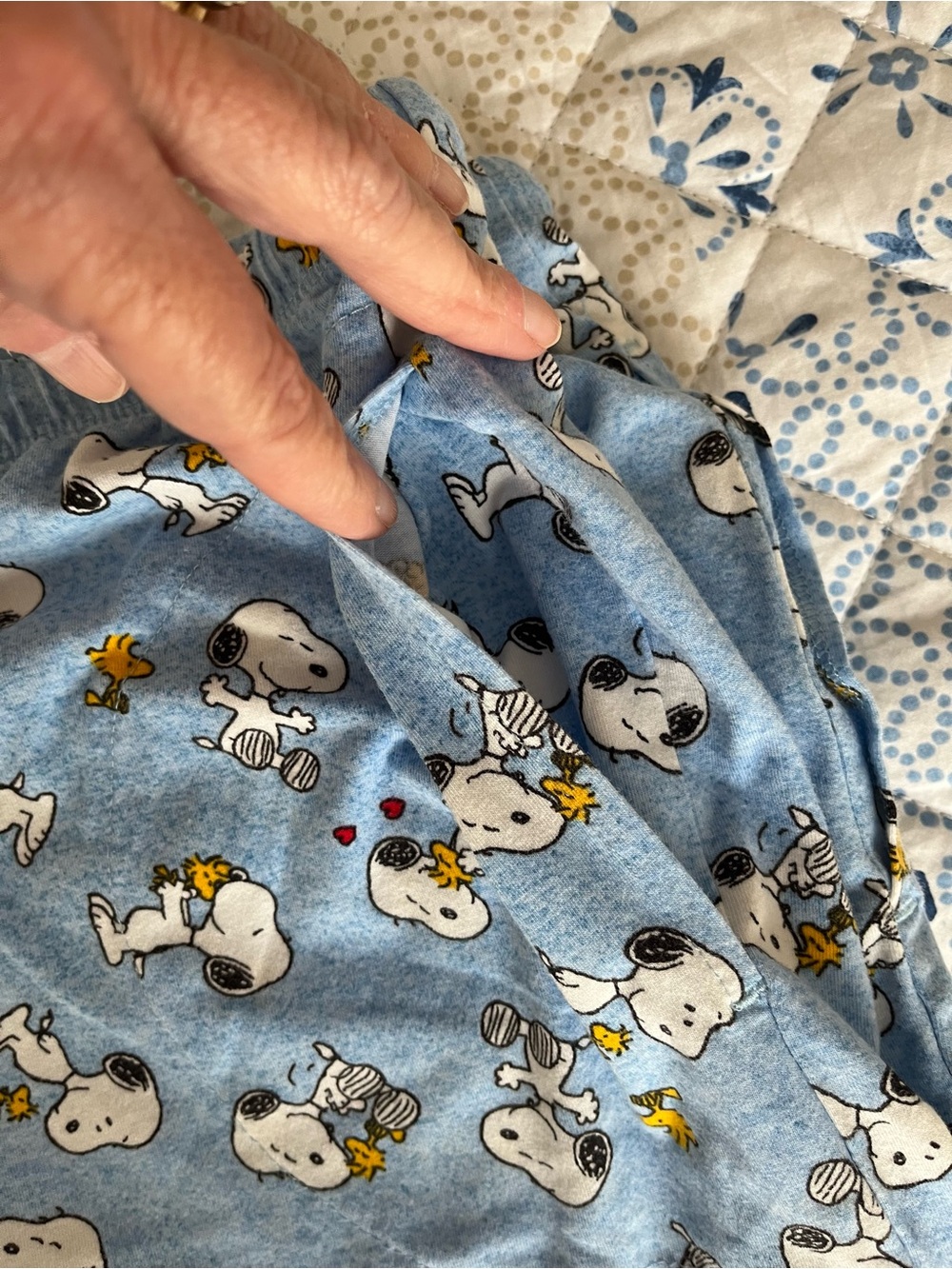 Peanuts Collection Ladies Pajama Set - Picture 11 of 13